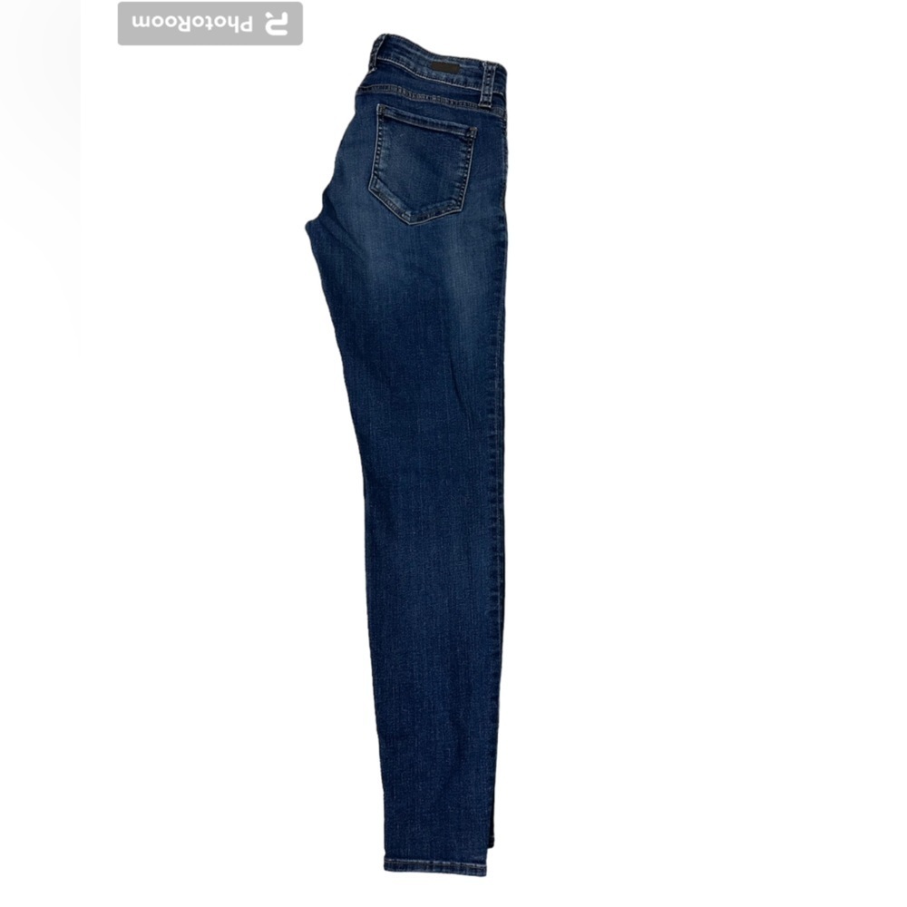 Kut from the Kloth Toothpick Skinny Jean. Women’s size 4.